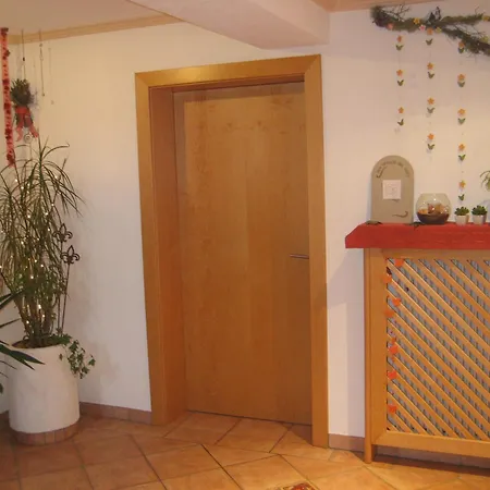 Ban Kneissl's * Umhausen